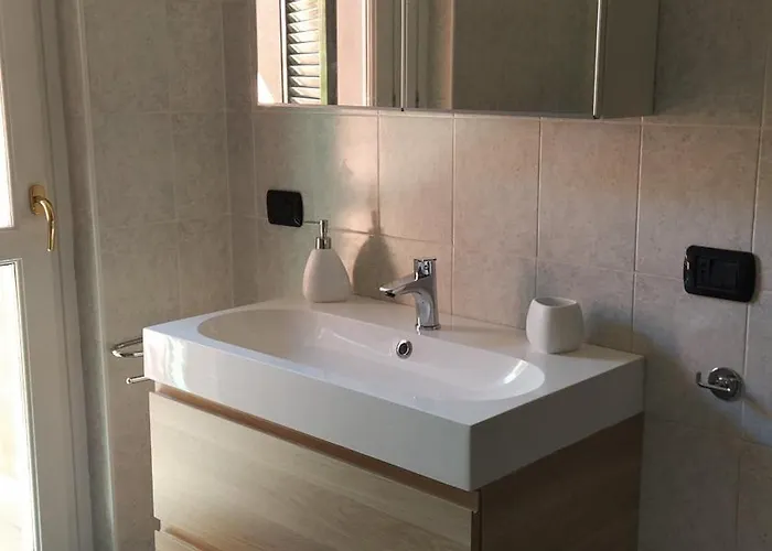 Camoscio With Private Garden Apartman